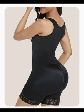 Ardyss...Body Fashion...Blk Sculpting Shapewear w/ Lace Hem And Removable Straps